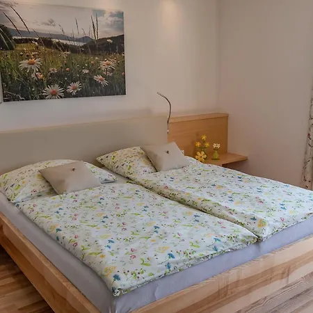 Bed & Breakfast Schoebringer 3*