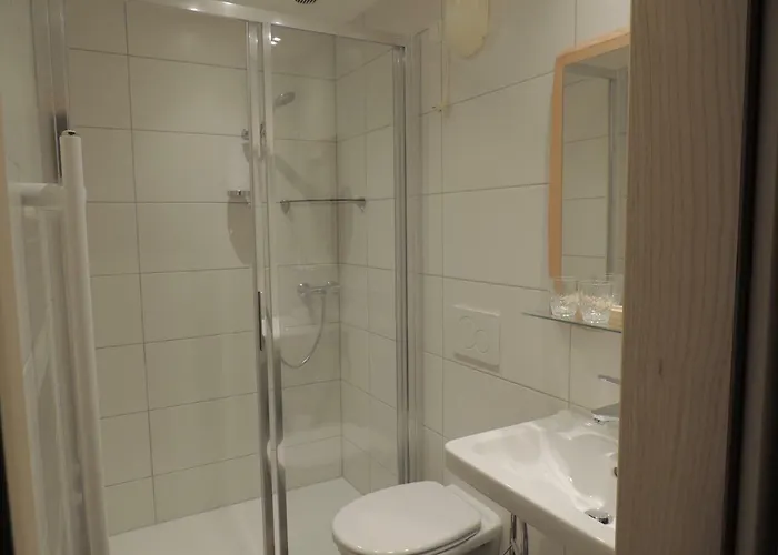 Schoebringer فندق مبيت وإفطار ويرغ