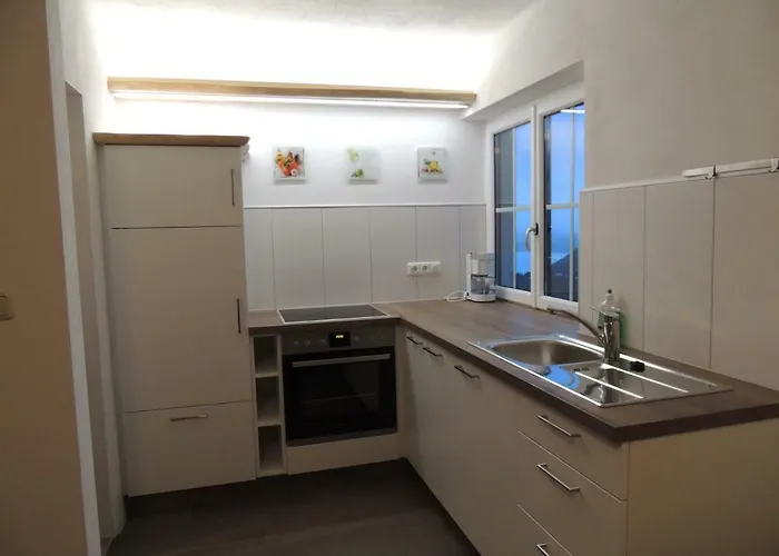 فندق مبيت وإفطار Schoebringer 3*