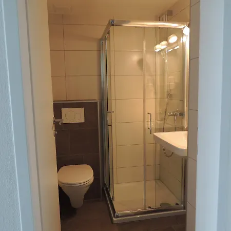 Oda ve Kahvaltı Schoebringer Weyregg am Attersee