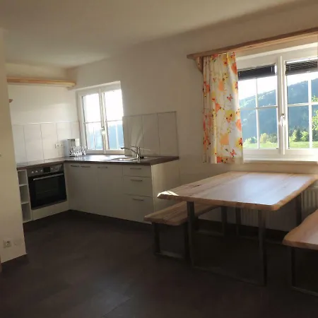 Oda ve Kahvaltı Schoebringer Weyregg am Attersee